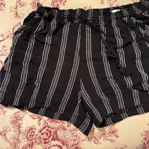 Faded Glory Black and White Striped High Waist Shorts